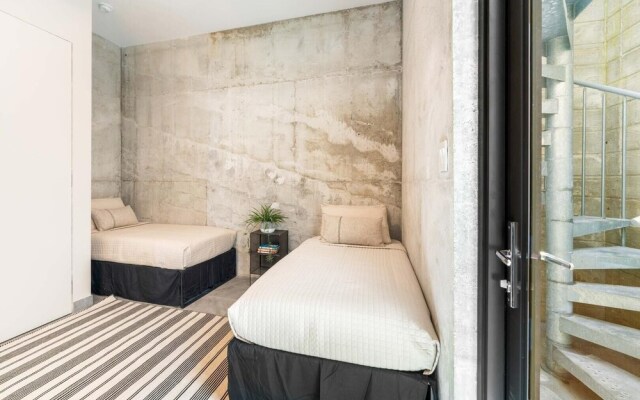 Bella Rocca 8br 8 Bedroom Home