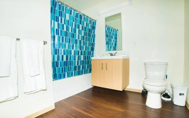 Hollywood Diva Apartment