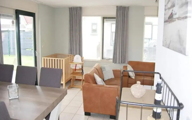 Holiday Home Near Beach in Strandpark
