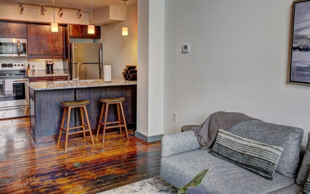 2 Bedroom, Hawthorne Lane