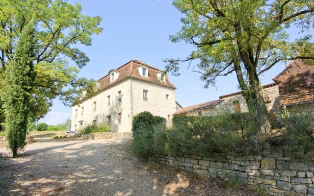 House With 5 Bedrooms in Fons, With Wonderful Mountain View, Private P