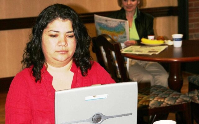 Hampton Inn Atlanta-Mall Of Georgia