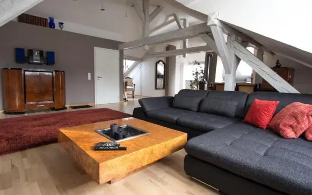 Du Russel Suite