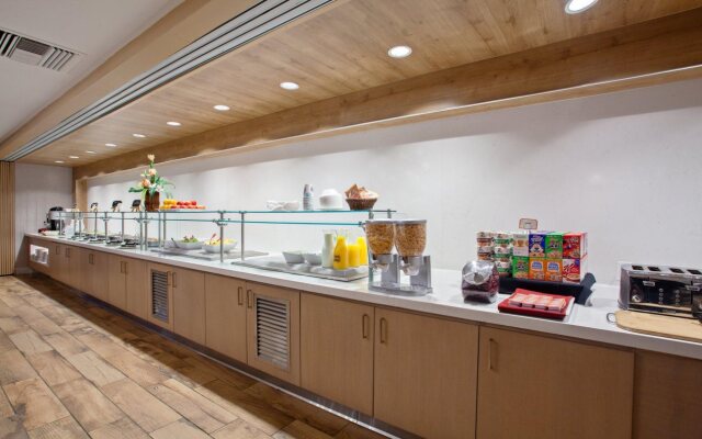 Crowne Plaza Silicon Valley N - Union City by IHG