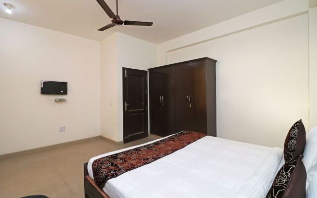 OYO 11495 Mehta Guest House