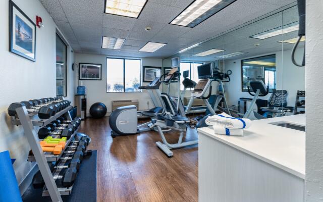 Country Inn & Suites by Radisson, South Haven, MI