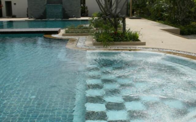 Tachawan Resort & Restaurant