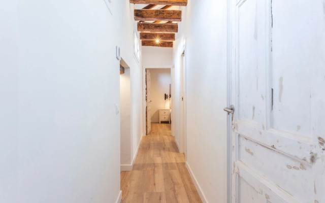 MIT House The Barn69