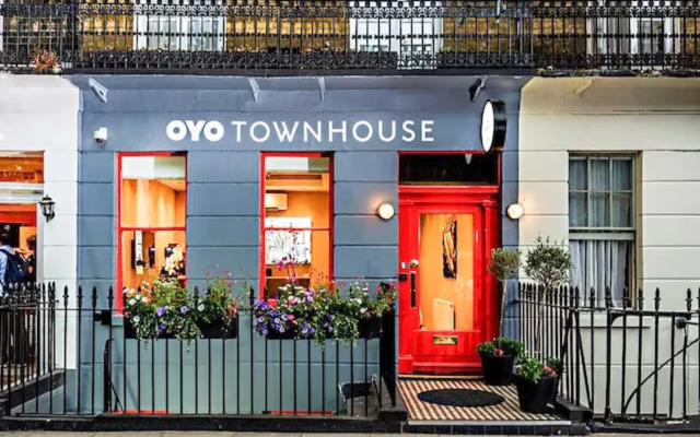 OYO Townhouse 30 Sussex Hotel