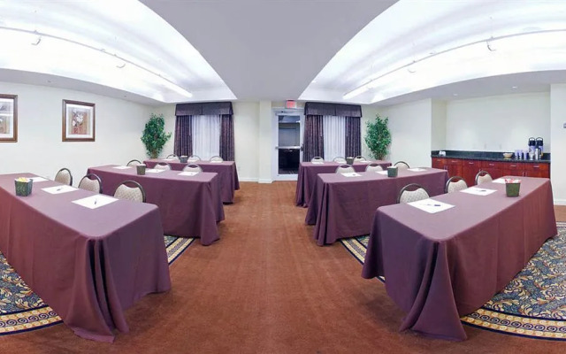 Howard Johnson Express Inn-Binghamton/Vestal/SUNY