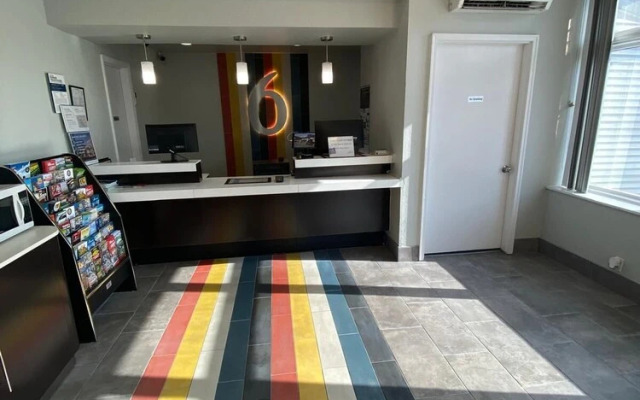 Super 8 Manchester