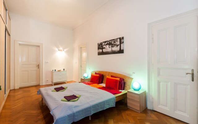 Na Smetance Apartments