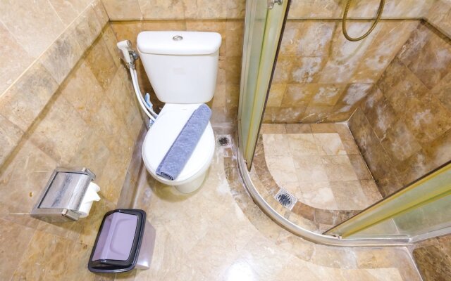 Spacious Riverside Pluit Apartment