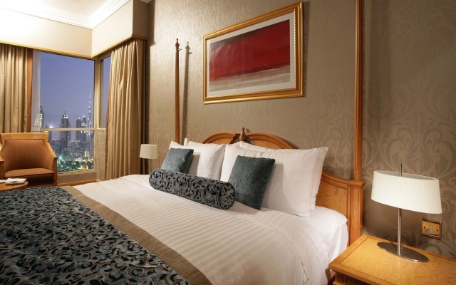 Отель Luxe Avenue