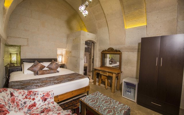 Roma Cave Suite Hotel