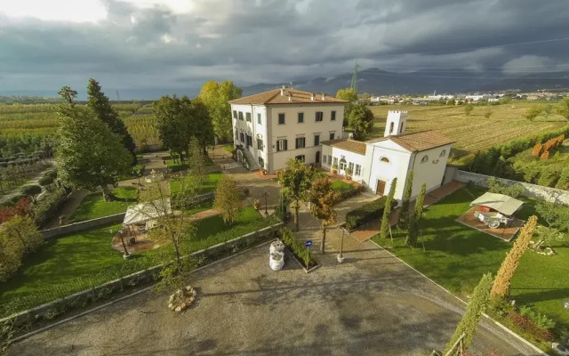 Relais Villa Scarfantoni B&B