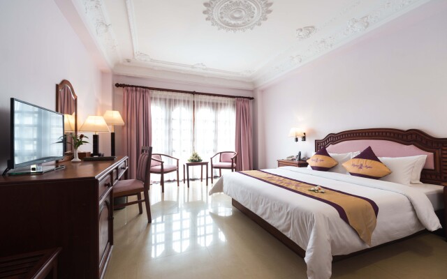 Regency Angkor Hotel