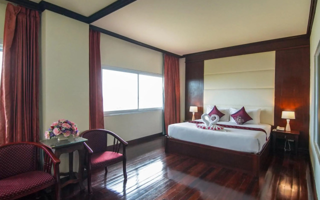 Arawan Riverside Hotel