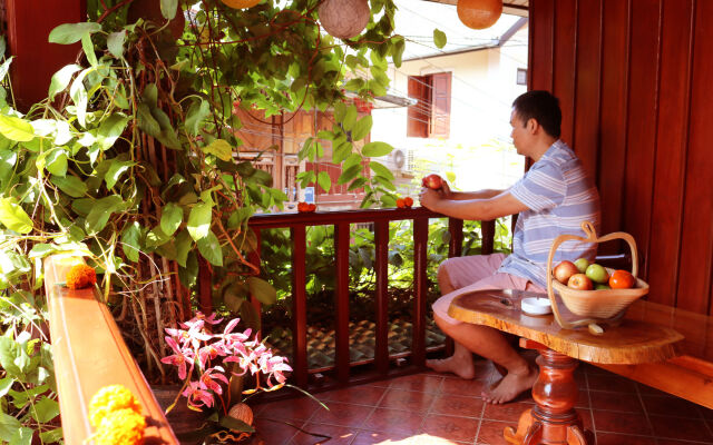 Apple Guesthouse