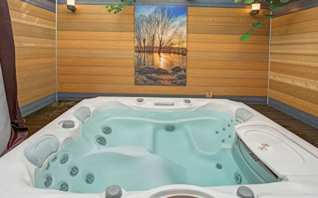 Picturesque Holiday Home in Oldenzaal with Hot Tub