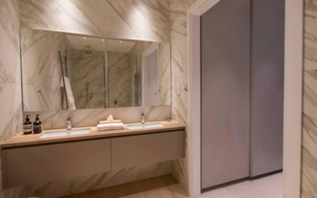 A Spectacular Suite Apartment on a new High Rise