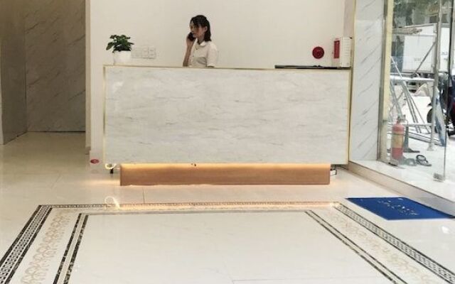 Romance Hotel