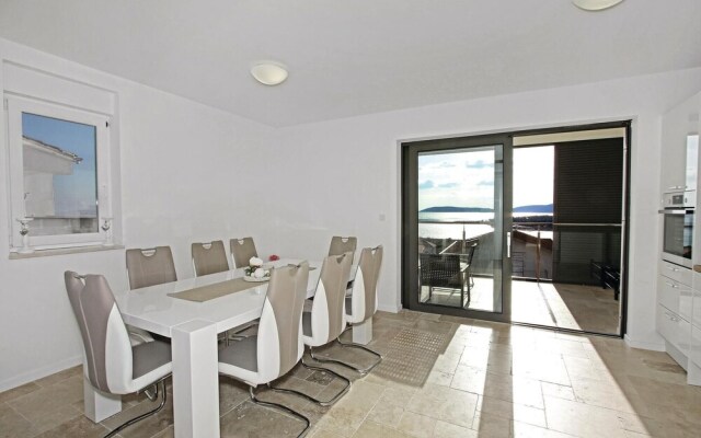 Amazing Home in Sibenik With Wifi and 3 Bedrooms