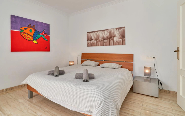 Apartment with private pool