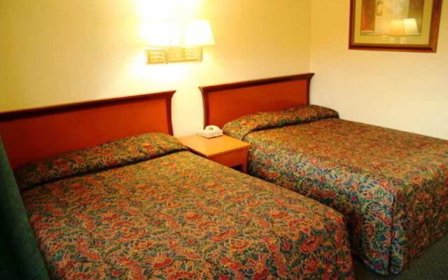Tiffany Inn Corona