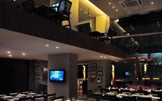 Murex Hotel