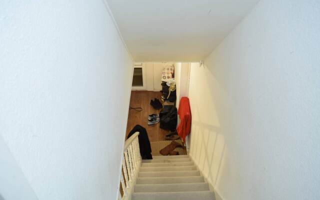 Homely 2 Bedroom House In Greenwich