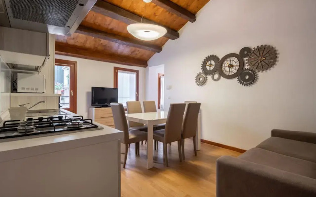 Herion Palace Apt 2 by Wonderful Italy