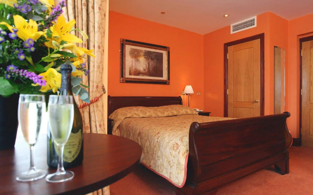 Best Western Old Tollgate Hotel & Restaurant