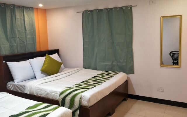Recson Coron Hostel