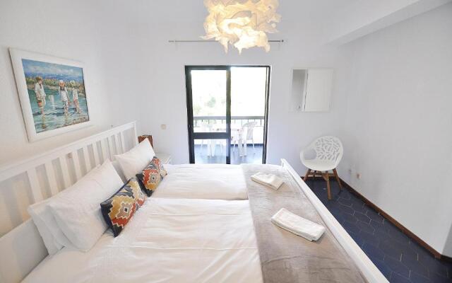 E&M Beach House Aldeamento do Levante III