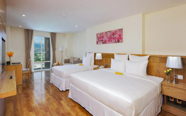 Rosaka Nha Trang Hotel