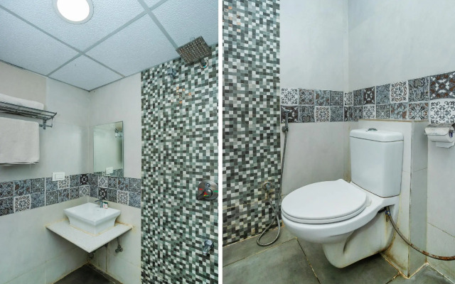 Collection O 5898 Checkin Regency