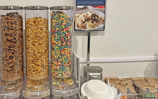 Clarion Pointe Winslow I-40