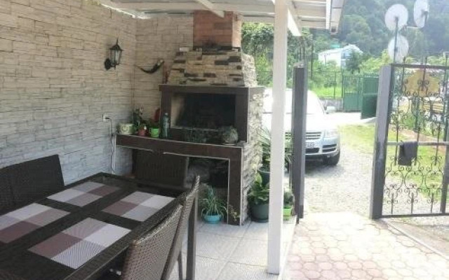 Deluxe Guest House