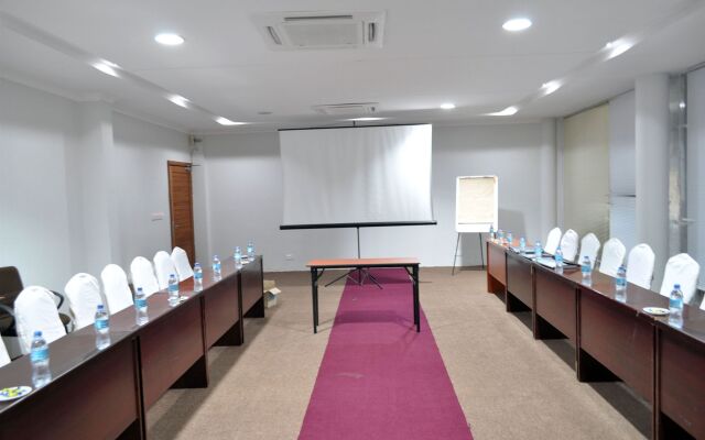 Regency Park Hotel