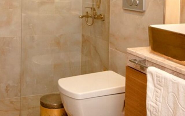 Anar Hotel