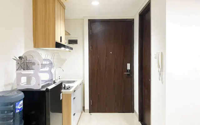 Simple Studio At Lrt City Bekasi Apartment By Travelio