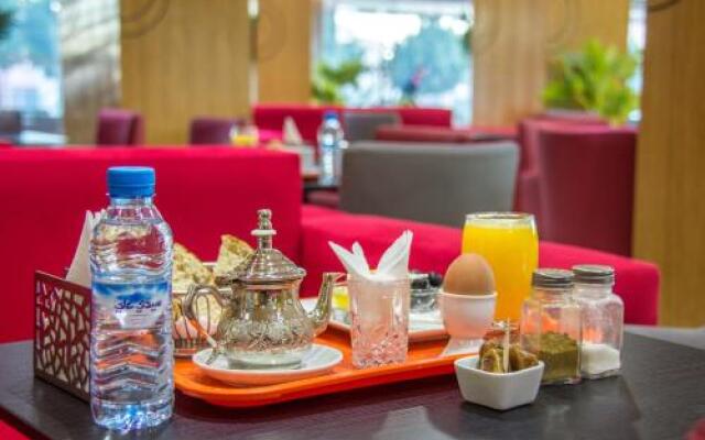 Hotel Hadaik Ain Asserdoune