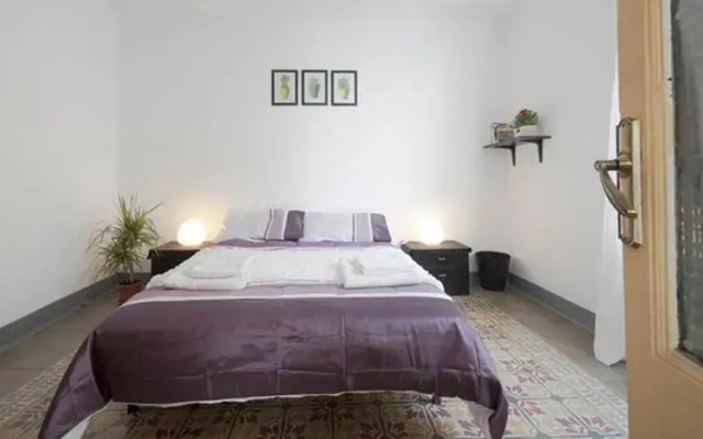 Pali Guest House