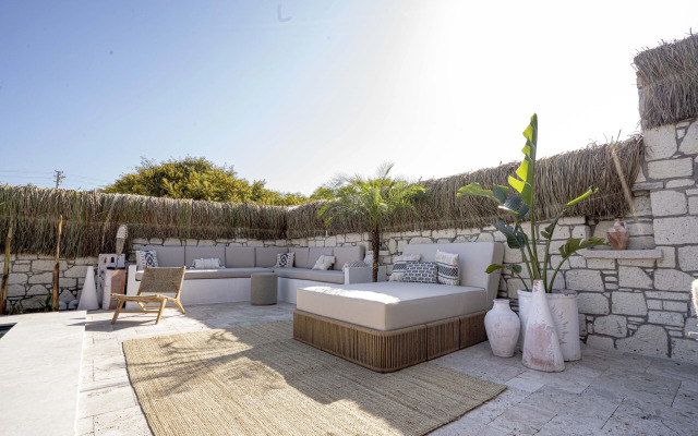 Voger Alacati Silence