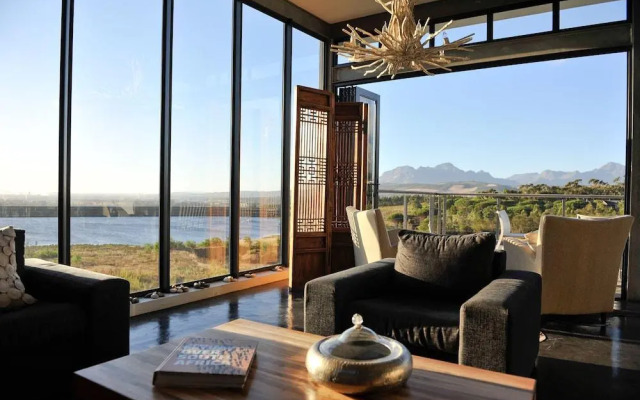 Colourful Manor Guesthouse