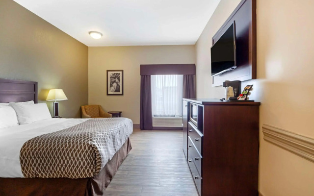 Best Western High Road Inn