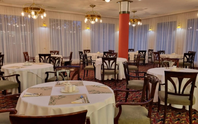 Hotel Savoy