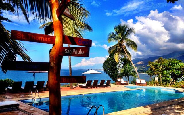 Wahoo Bay Beach Club & Resort