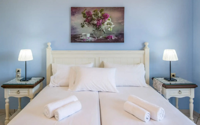Stamatakis Boutique Studios
